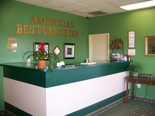 America_'s Best Value Inn Orlando West  01.[3]